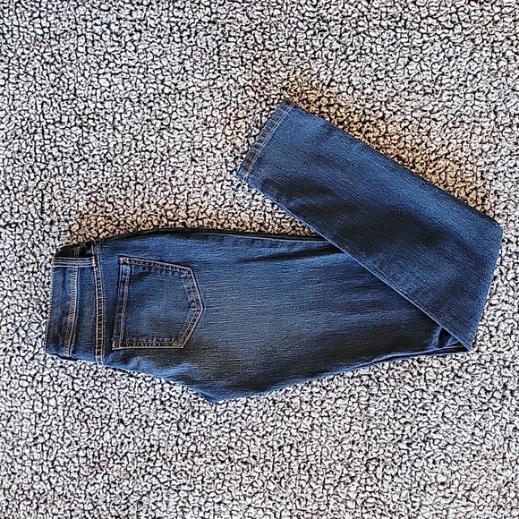 The Limited NWT Dark Wash Skinny Jeans - Picture 1 of 8